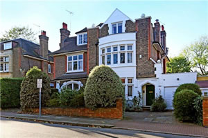 A seven bedroom property on St. Simon's Avenue changed hands for £4.450,000