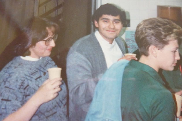 Mo (left) at Putney Animal Hospital in 1992 